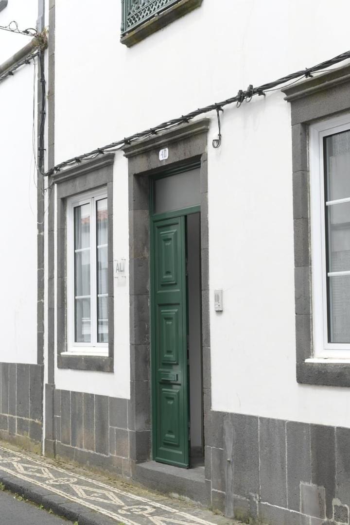 Welcomebuddy - Casa Branca - Centro Historico Ponta Delgada Exterior foto